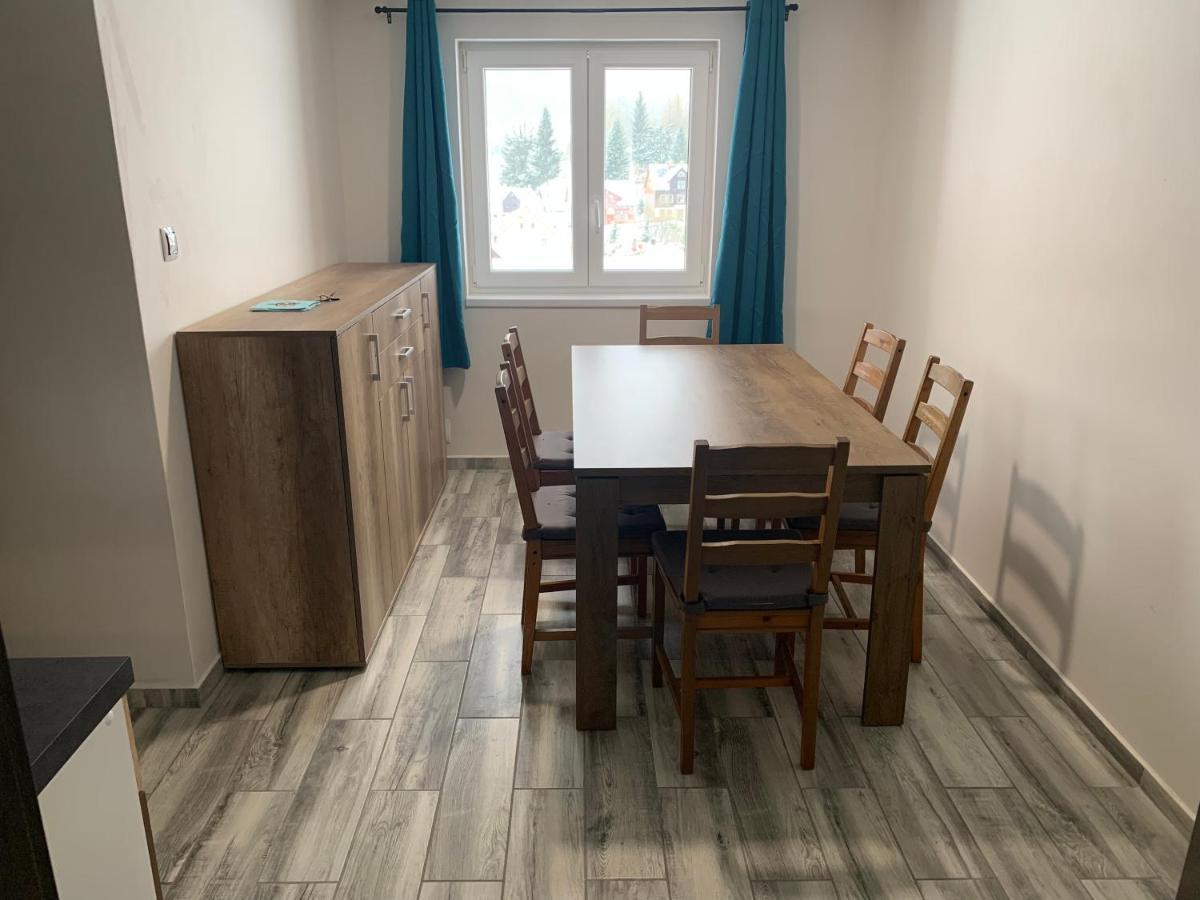 Apartman U Drahotu Pernink Esterno foto
